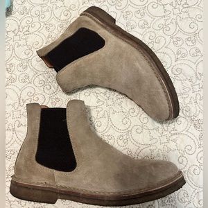 Huckberry Astorflex Chelsea Boots